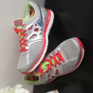 Nike Dual Fusion lite running shoe